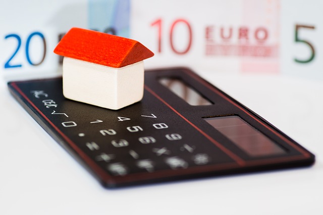 Jak działają pożyczki pod zastaw nieruchomości?