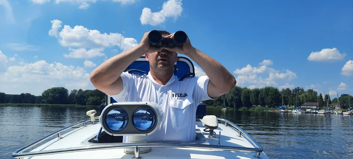 Nieodpowiedzialne zachowanie kajakarzy mogło zakończyć się tragedią - Wiadomości Policja Śląska