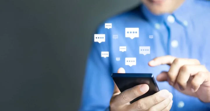 Masowa wysyłka SMS. Jak skutecznie dotrzeć do szerokiego grona odbiorców?