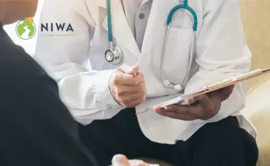 Obraz do artykułu: Dlaczego ośrodek leczenia uzależnień poza codziennym środowiskiem pomaga w rozpoczęciu zmiany?