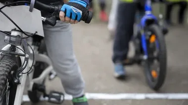 Ponad 60 uczniów ścigało się w Borownie. Rowerowa liga nabiera tempa