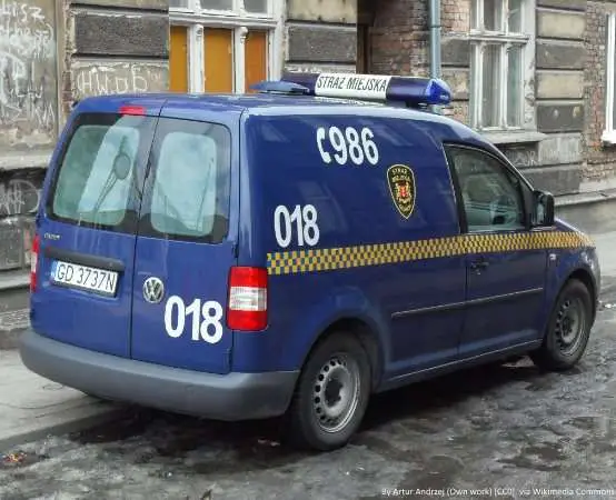 Straż Miejska będzie nadzorować ładowarki EV - kontrole punktów skupu złomu