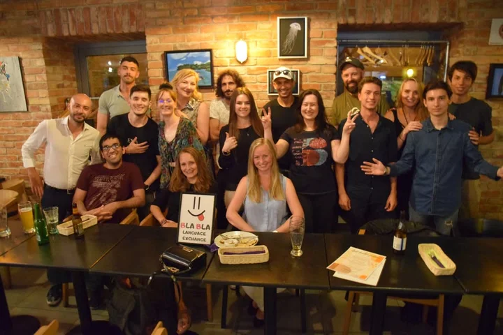 Grafika promocyjna wydarzenia Częstochowa BlaBla Language Exchange — spotkanie językowe co drugą środę