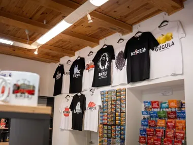 Gwara częstochowska trafiła na koszulki i wróciła z dwustronnym Babokiem