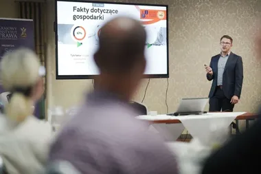 Nowe przepisy dla firm trafią na śniadanie przedsiębiorców