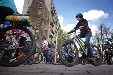 Częstochowa rezygnuje z systemu rowerów miejskich – miasto inwestuje w sieć tras