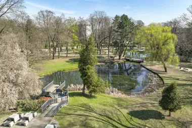 Staw w Parku Staszica odzyskał spokój po zimowej przydusze