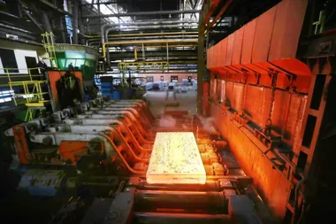 Huta Częstochowa z ważną koncesją. Zakład wzmacnia pozycję w obronności