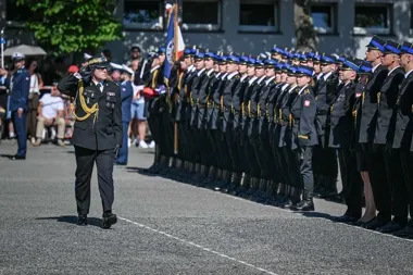 W Częstochowie padły nominacje. 196 nowych strażaków rusza do służby
