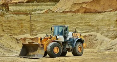 Kosztowna pułapka przy pracach ziemnych. Jeden brak papieru może słono kosztować