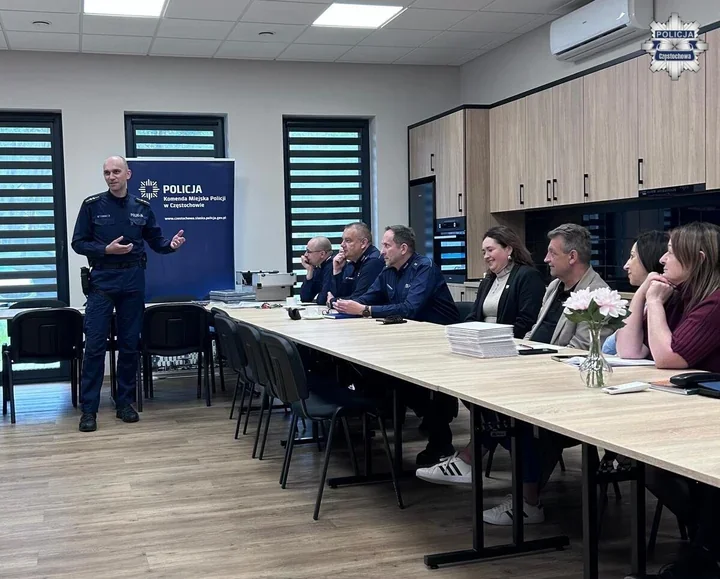 Przyrów pod lupą policji - oszuści, internet i ruch drogowy