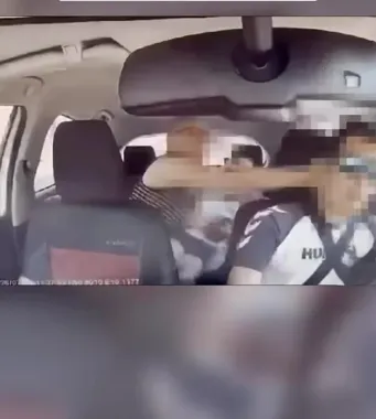 Kobieta zaatakowała kierowcę w aucie. W tle zarzut dyskryminacji