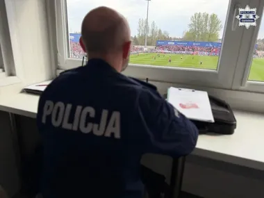 Mecz Rakowa i Cracovii pod pełną ochroną - policja nie odnotowała incydentów