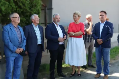 Nowa nawierzchnia i chodniki w Aleksandrii. Wyremontowano 930 metrów drogi