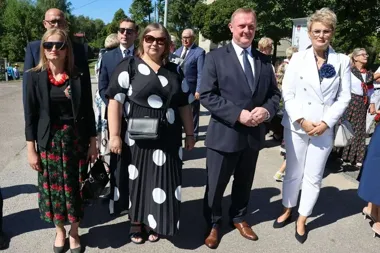 Korowód, orkiestra i chleb z tegorocznego ziarna. Dożynki w Poczesnej
