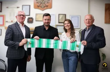 Powiat stawia na sportową markę. Umowa z Włókniarzem już podpisana