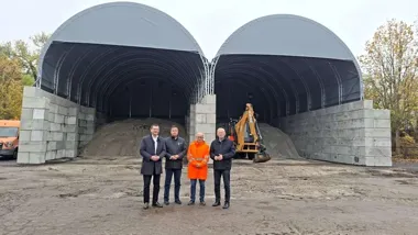 W Rudnikach powstaje zaplecze dla zimowego utrzymania dróg. Są już dwa boksy